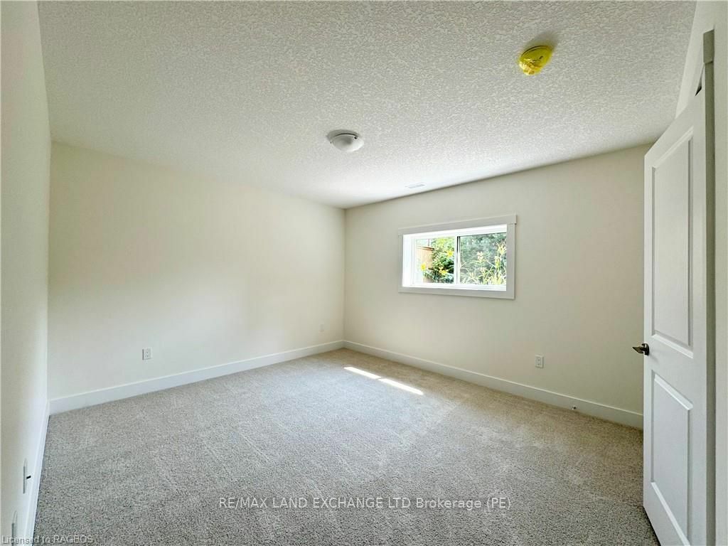 Property Photo:  427 Ridge St  ON N0H 2C3 