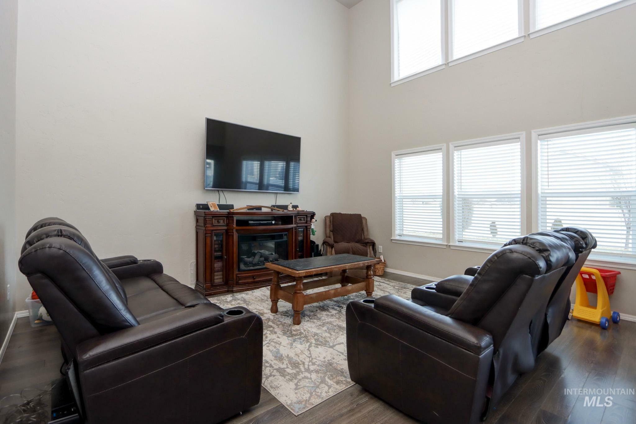 Property Photo:  2030 Pathfinder Ave  ID 83644 