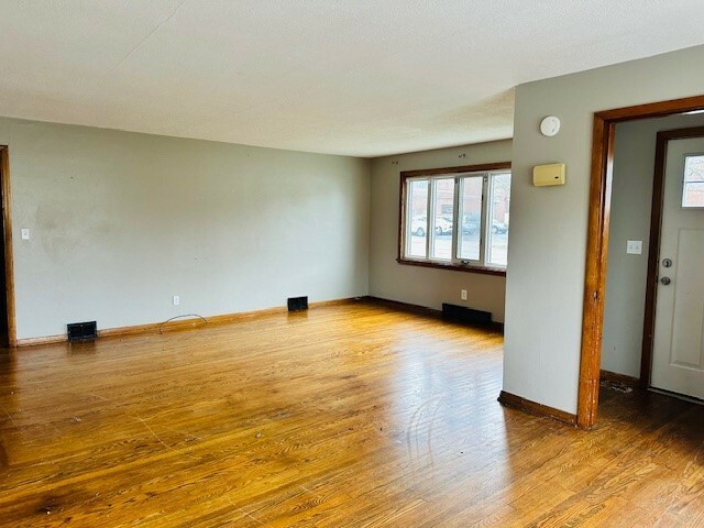 Property Photo:  845 E 32nd Street  PA 16504 