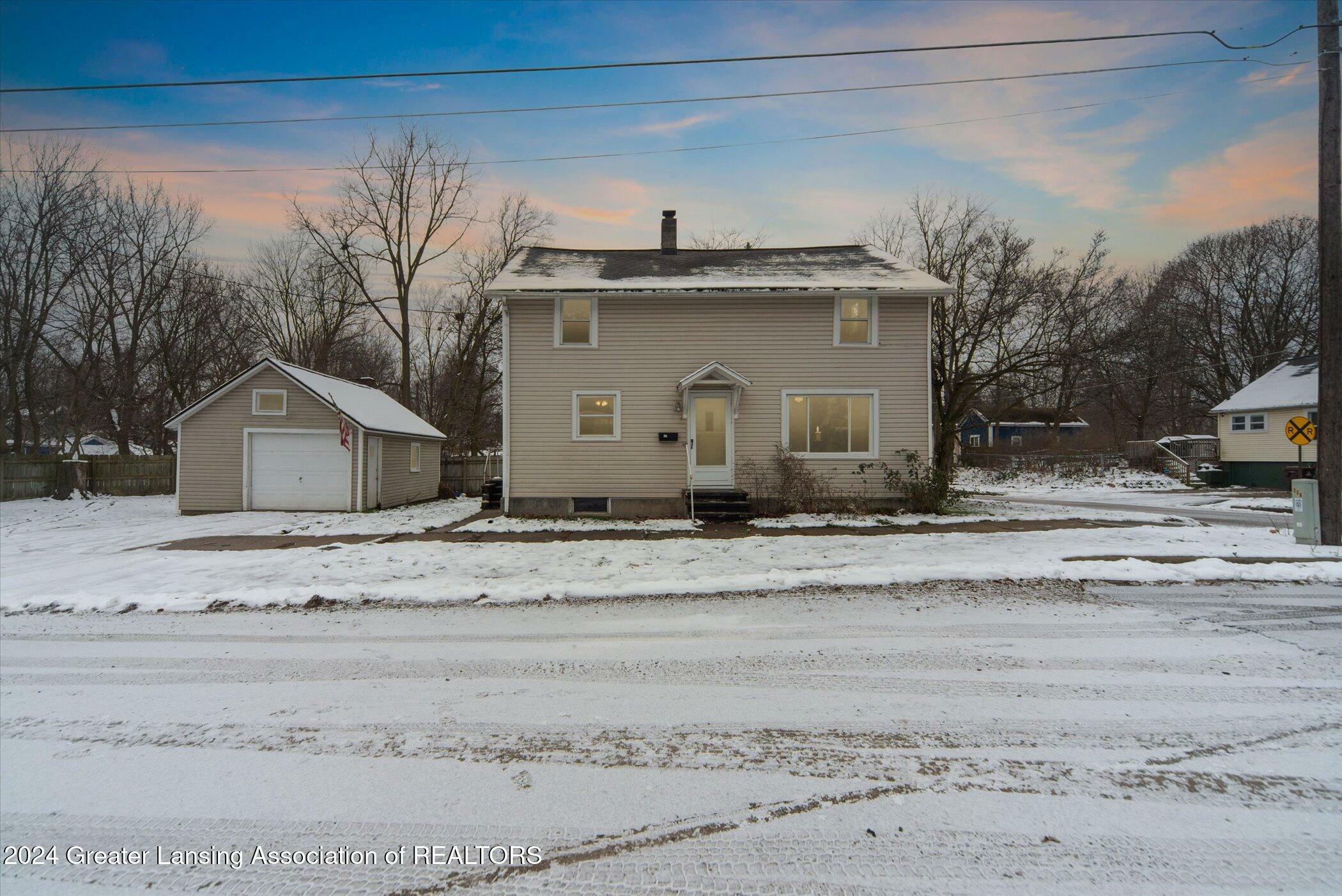 Property Photo:  321 Foote Street  MI 48813 