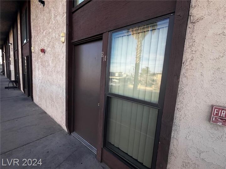 711 East Twain Avenue B14  Las Vegas NV 89169 photo