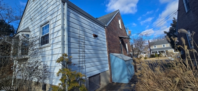 Property Photo:  225 Greene Ave  NJ 08846 