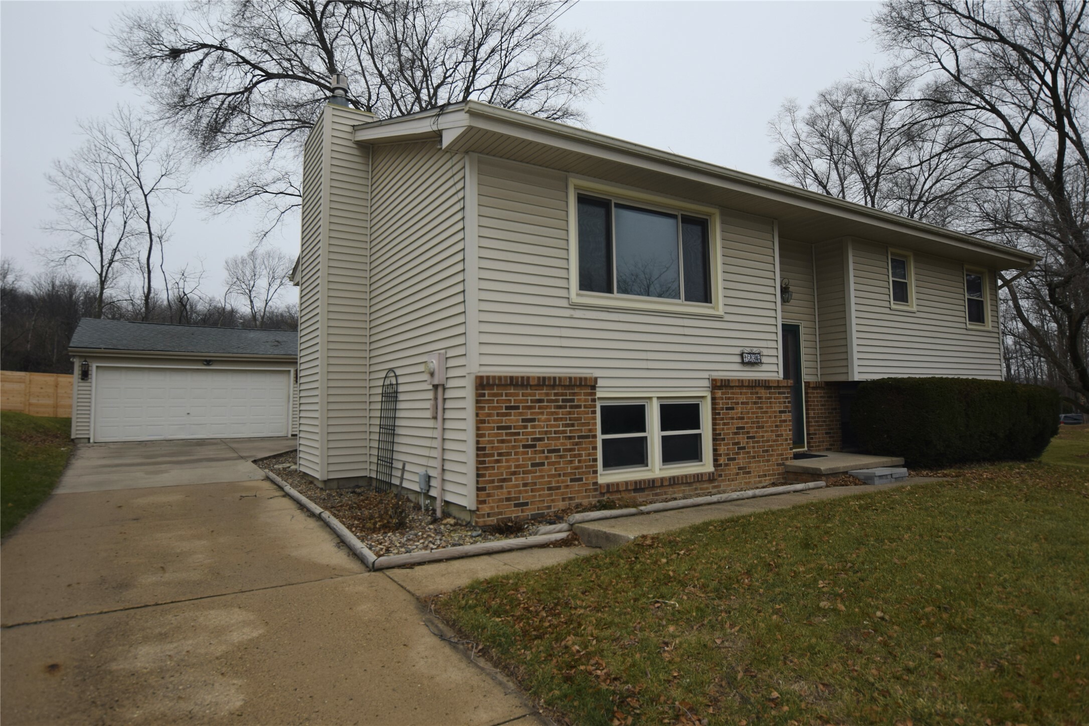 1236 Williams Street  Des Moines IA 50317 photo