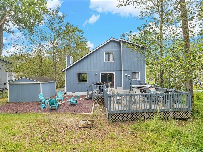 Property Photo:  107 Douglas Fir Lane  PA 18466 