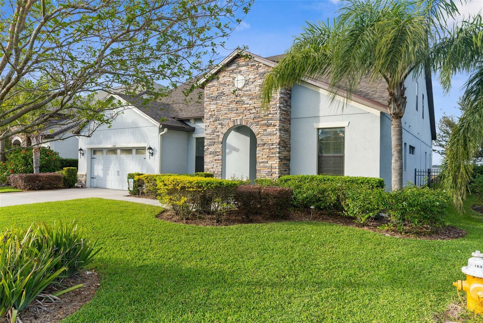 Property Photo:  1382 Heritage Landings Drive  FL 33805 