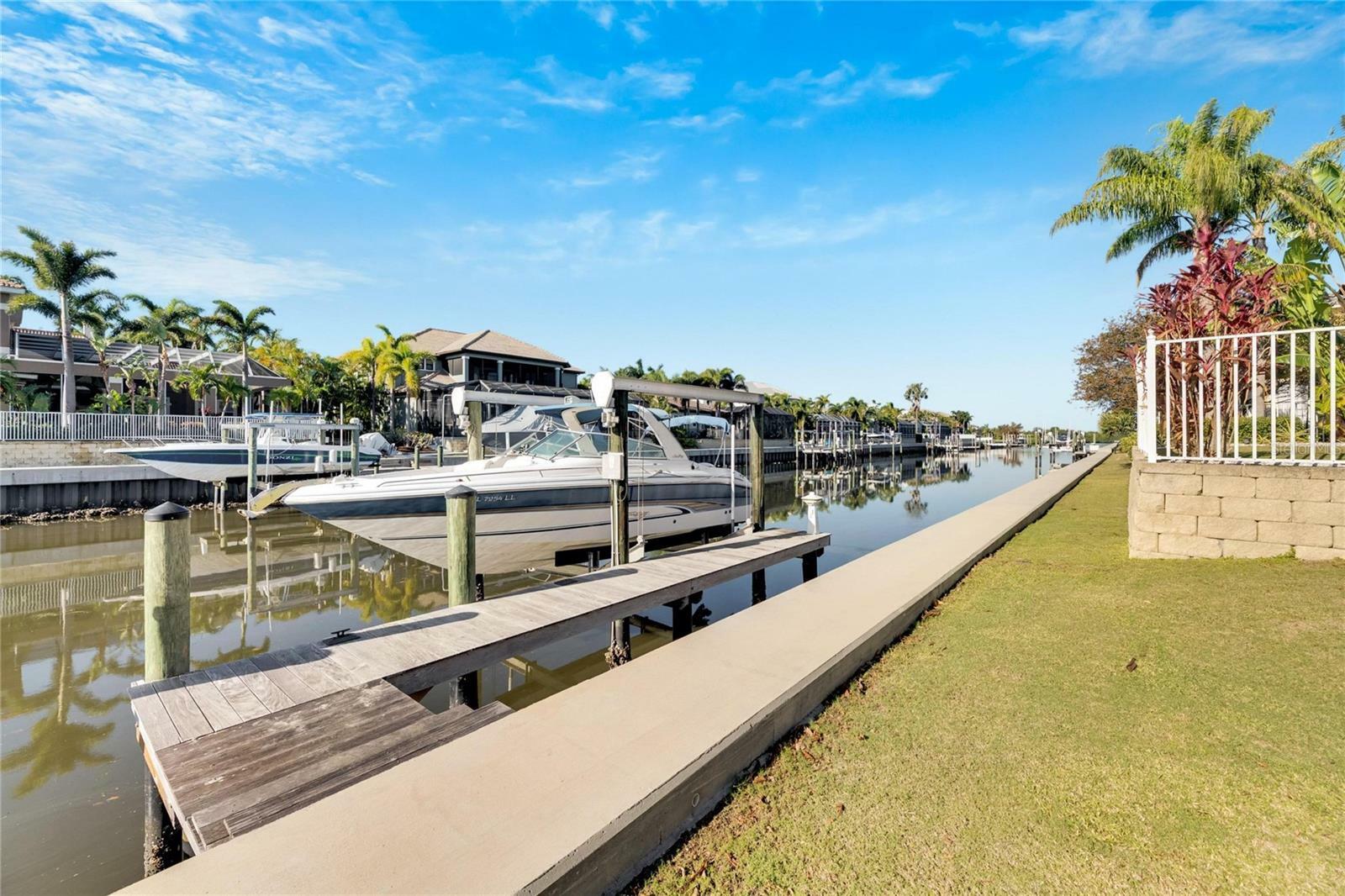 Property Photo:  620 Mirabay Boulevard  FL 33572 