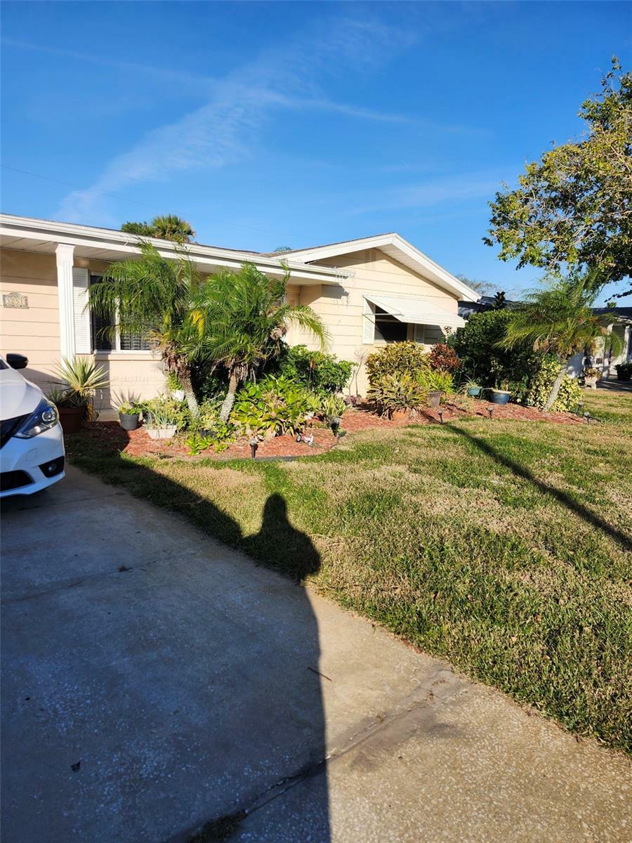 Property Photo:  3251 Devonshire Drive  FL 34691 