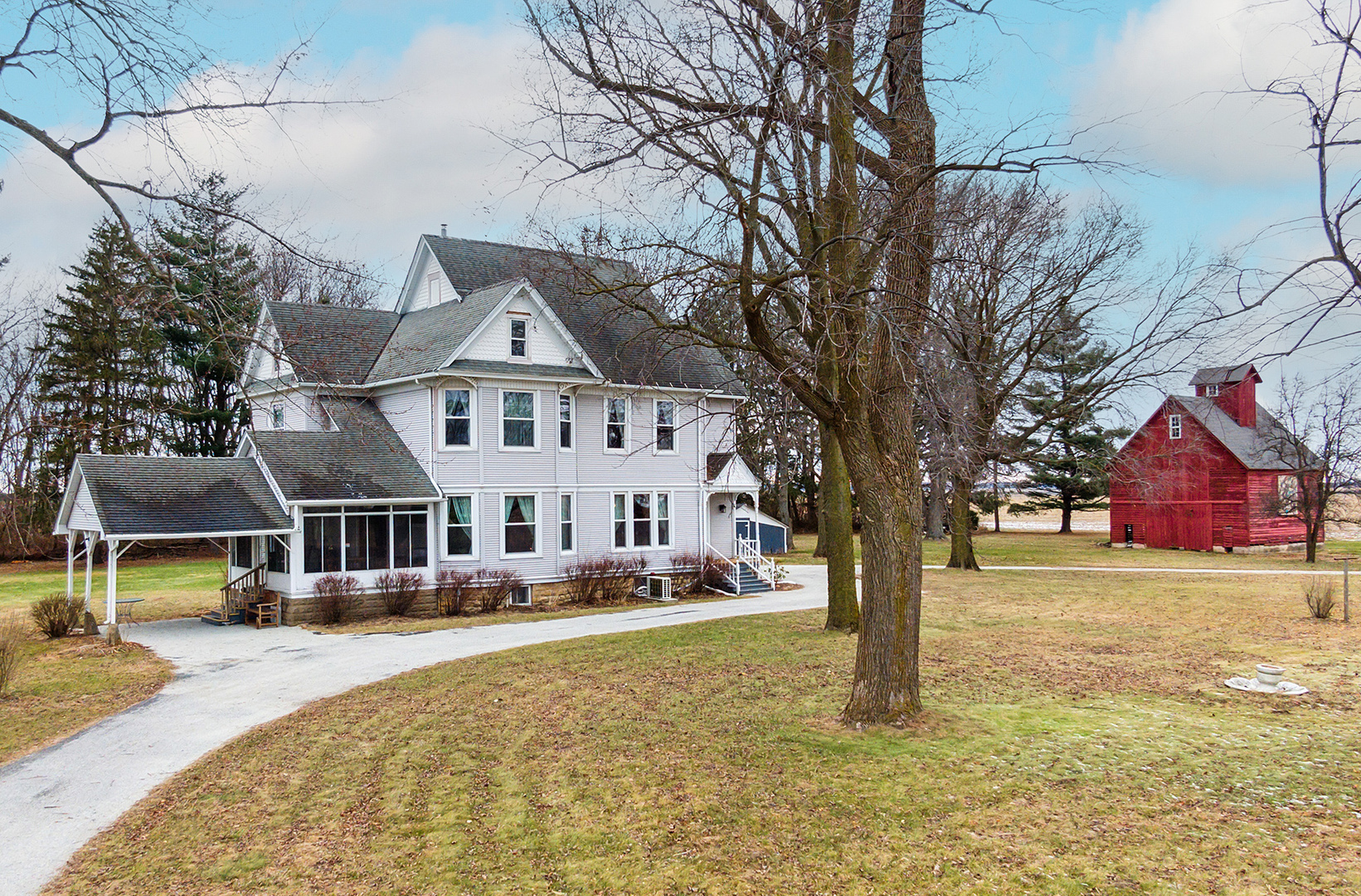 Property Photo:  3454 S State Route 115  IL 60901 