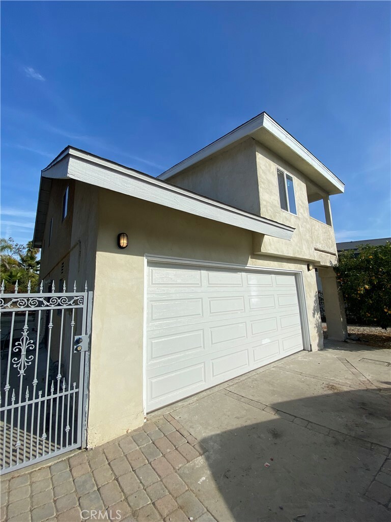 Property Photo:  2505 E Marlena Street  CA 91792 