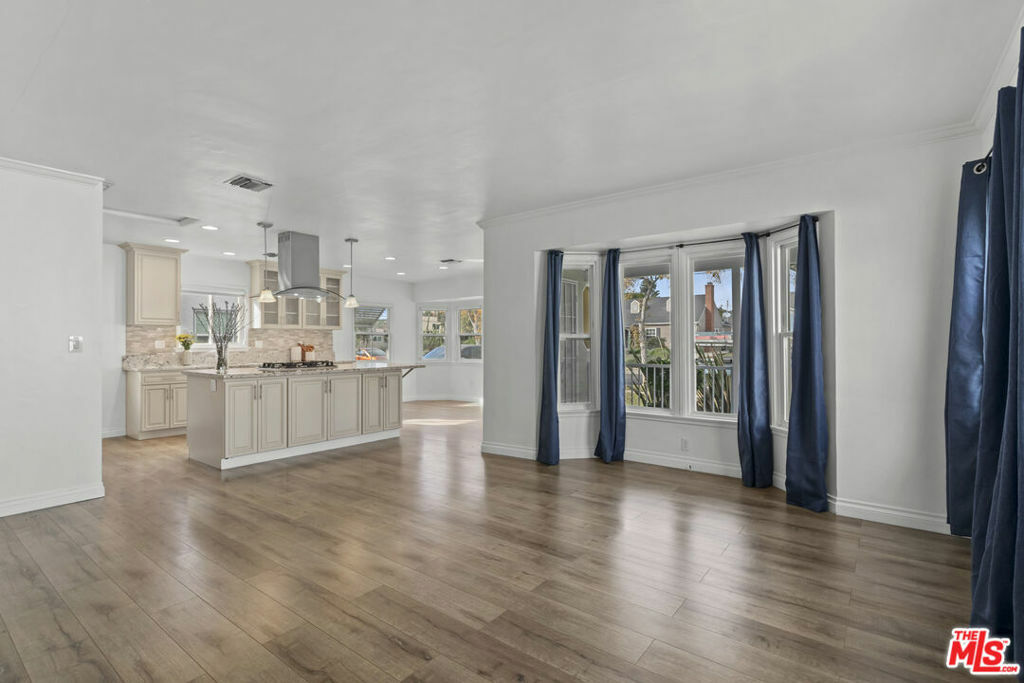 Property Photo: 1710 W Clark Avenue CA 91506