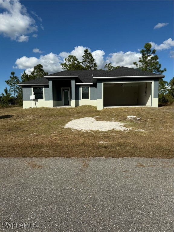 Property Photo:  4505 E 8th Street  FL 33972 