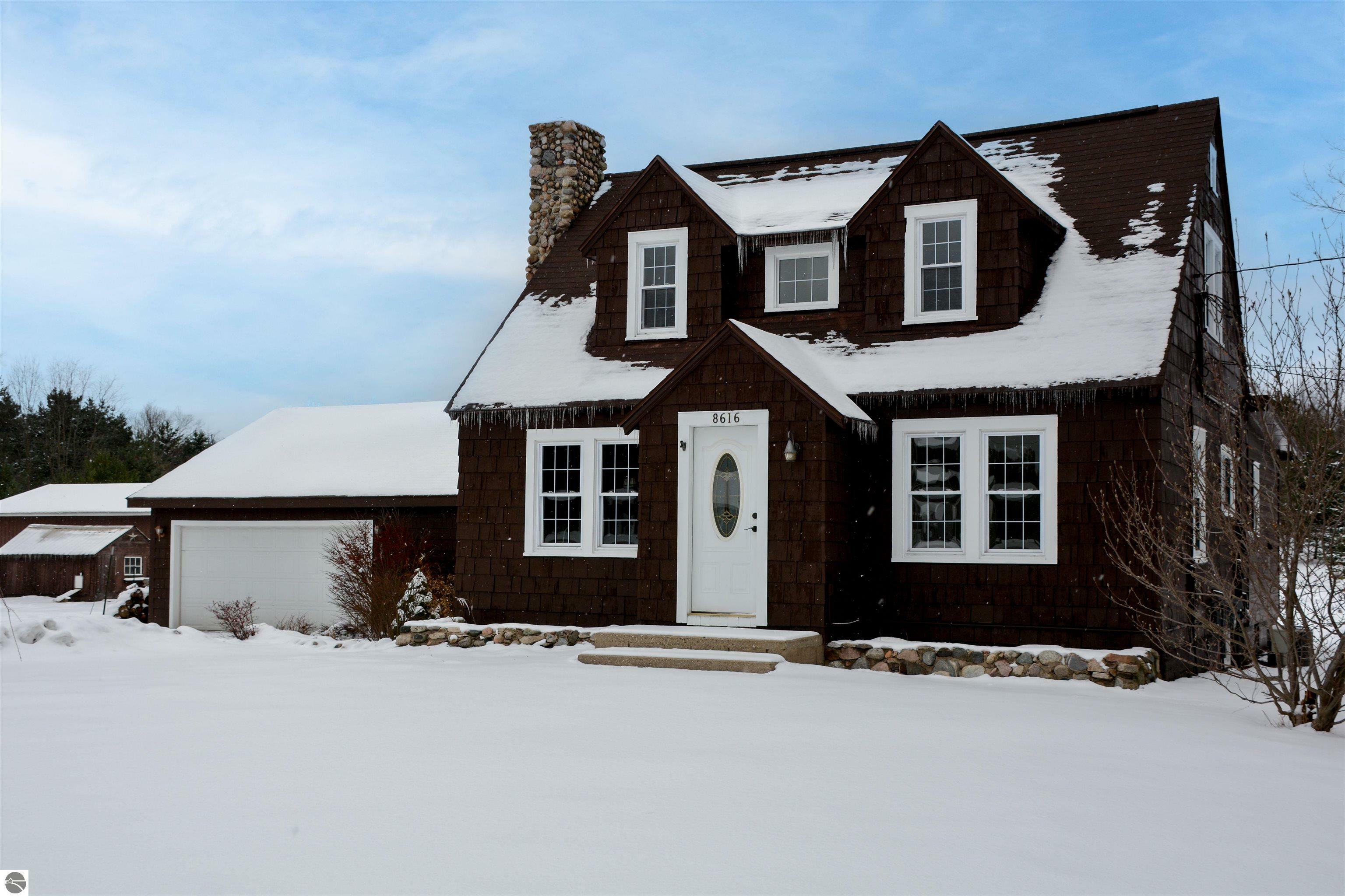 Property Photo:  8616 Cedar Run Road  MI 49684 