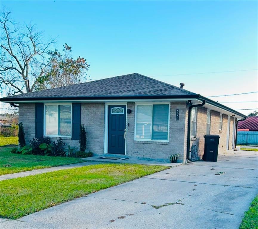 Property Photo:  2221 Riverbend Drive  LA 70092 