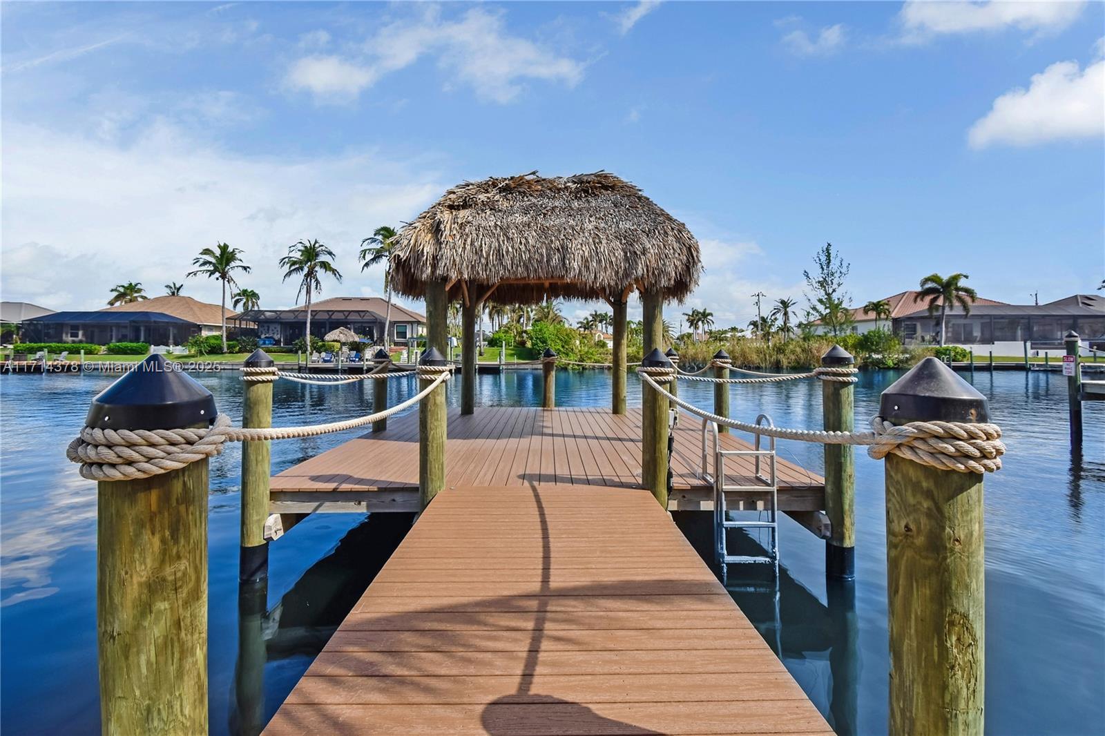 Property Photo: 2801 SW 39th Ter FL 33914