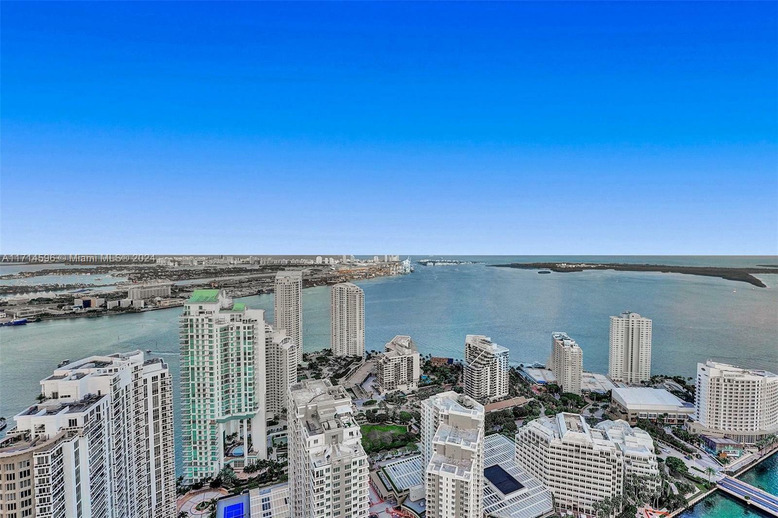 Property Photo:  495 Brickell Ave Ph-5701  FL 33131 