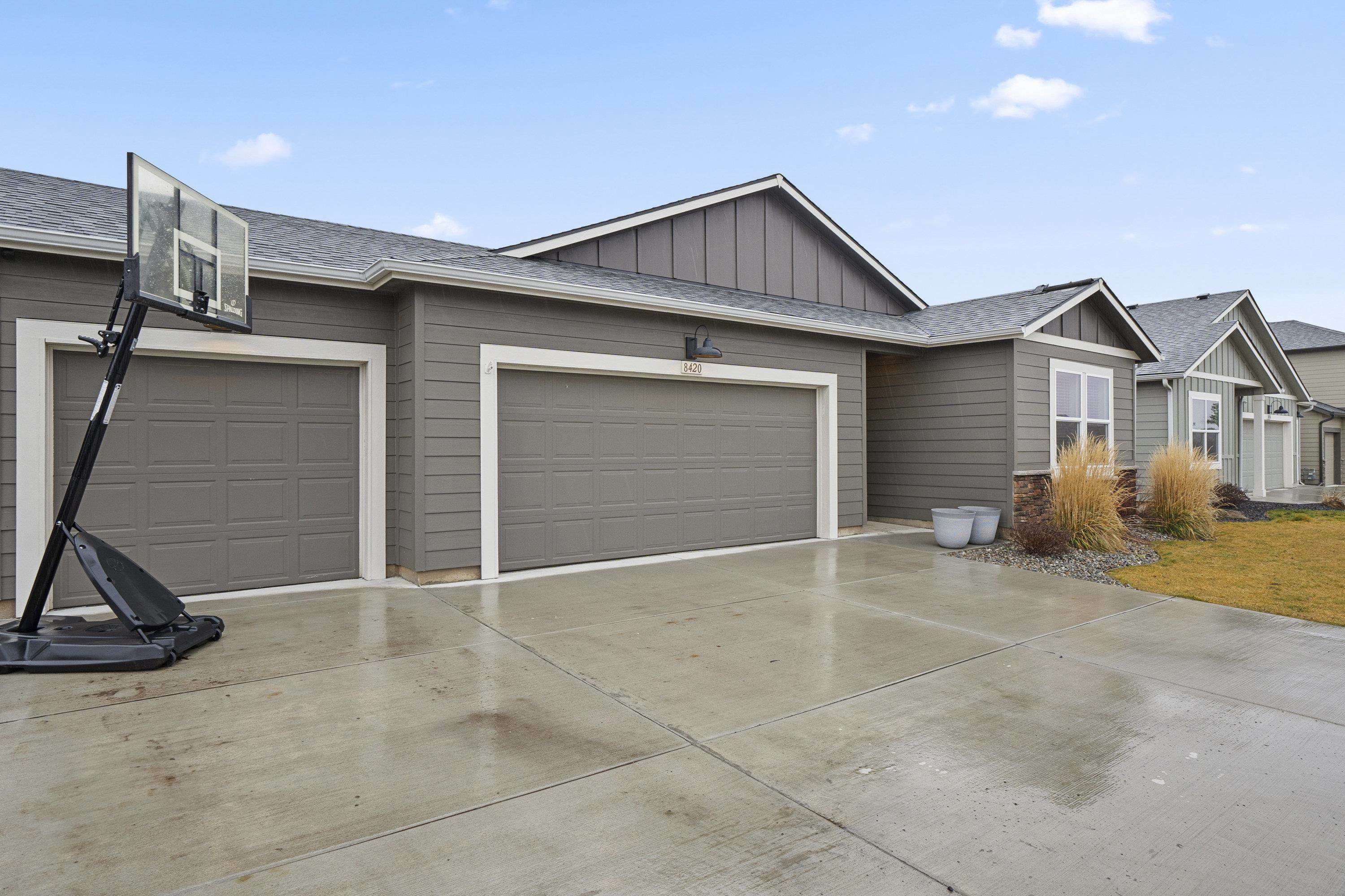 8420 W Silver St  Cheney WA 99004 photo