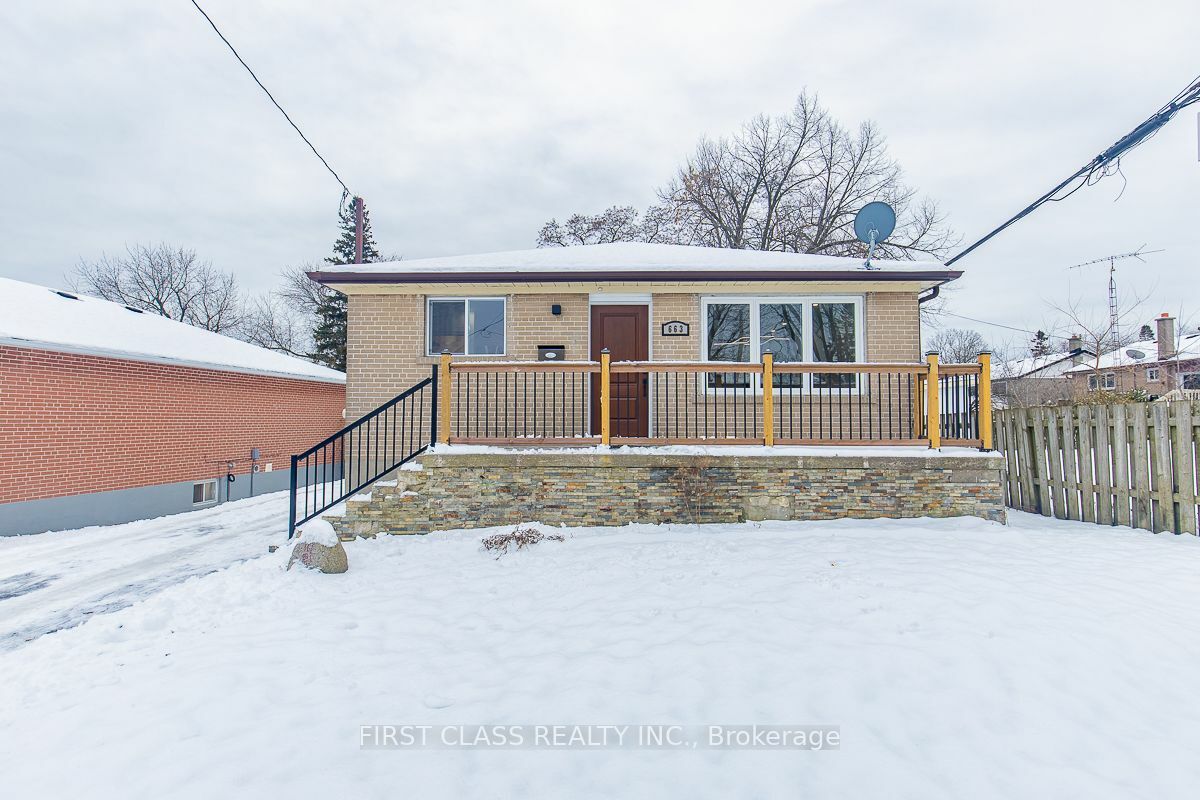 663 Lakeview Ave  Oshawa ON L1J 1B2 photo