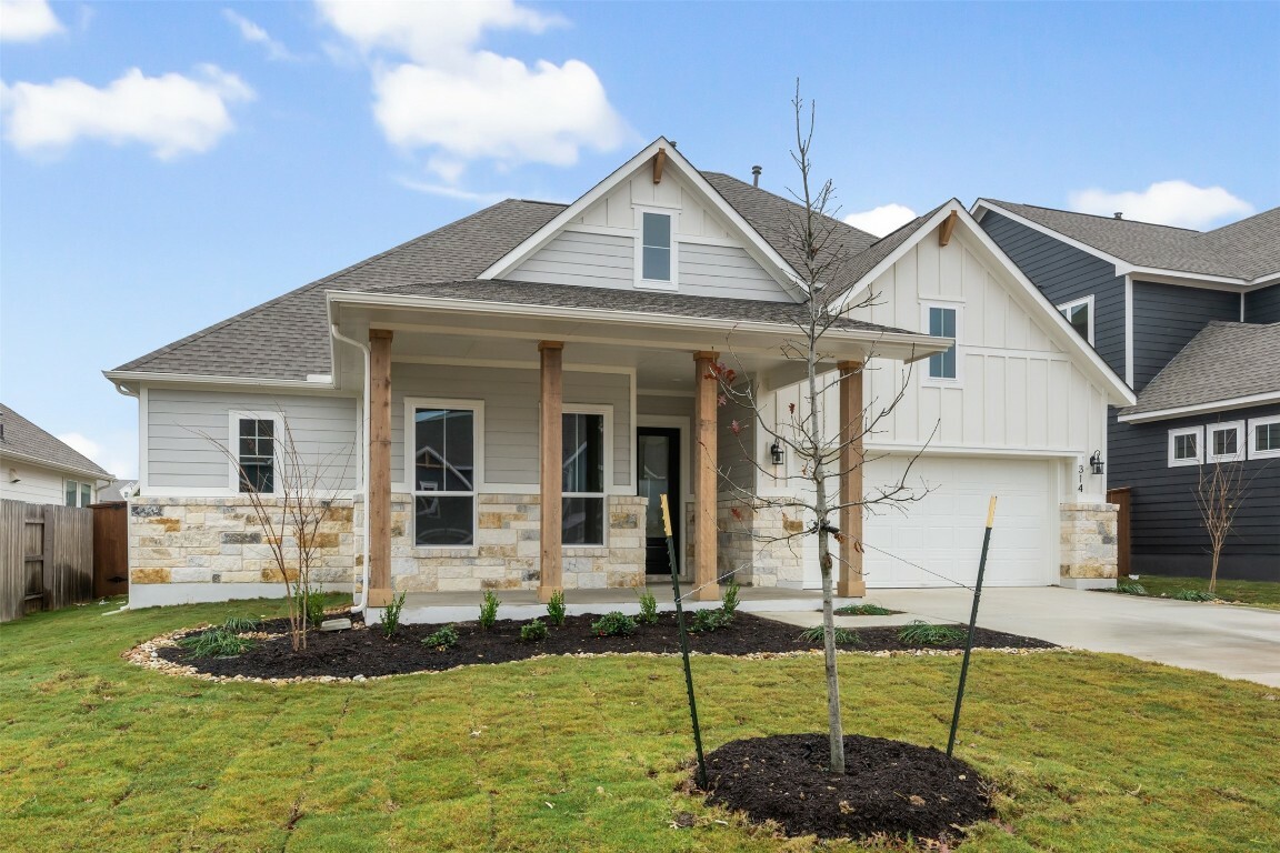 Property Photo: 314 Sage Thrasher Circle TX 78620