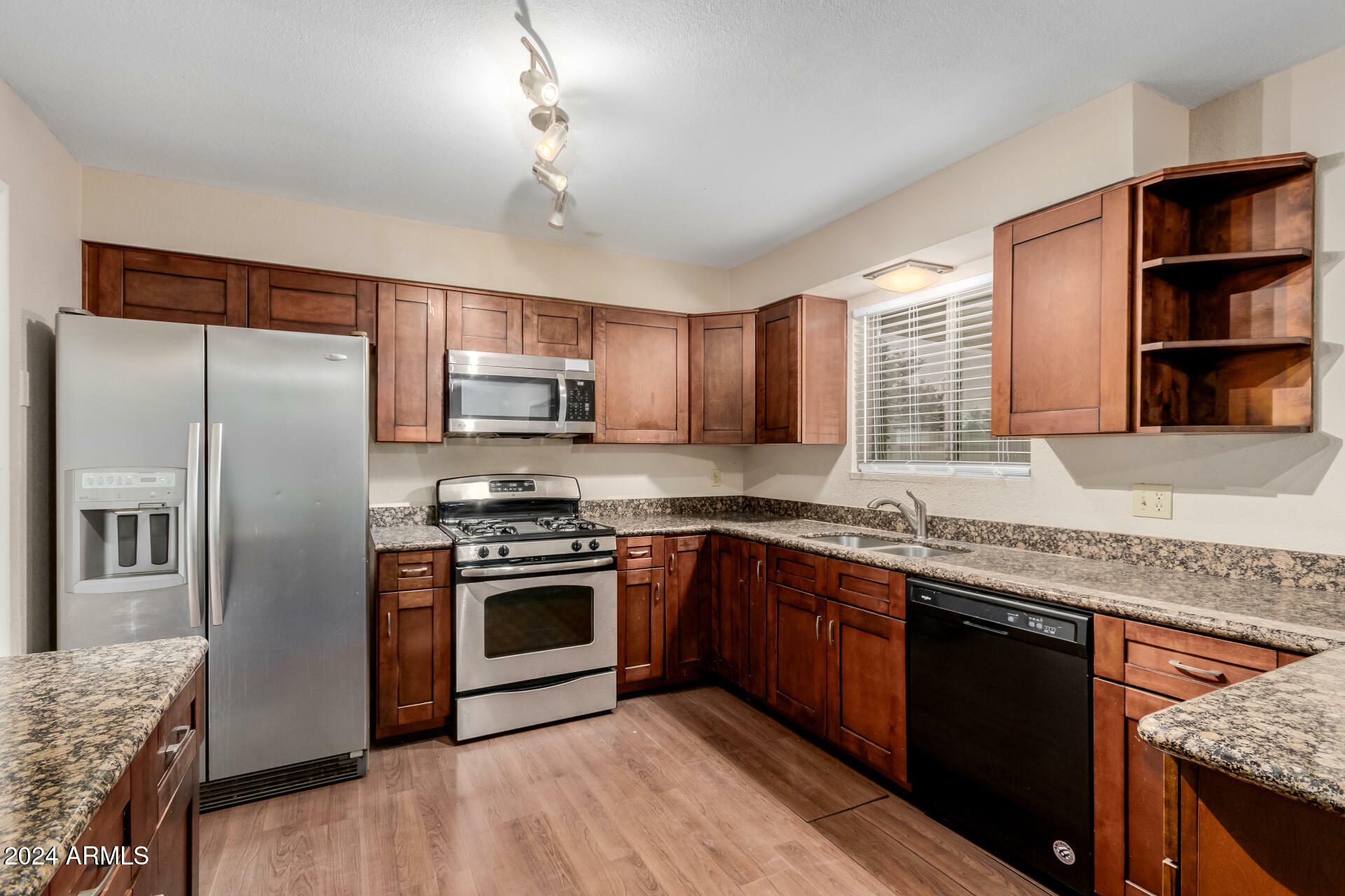 Property Photo:  5255 S Mill Avenue  AZ 85283 