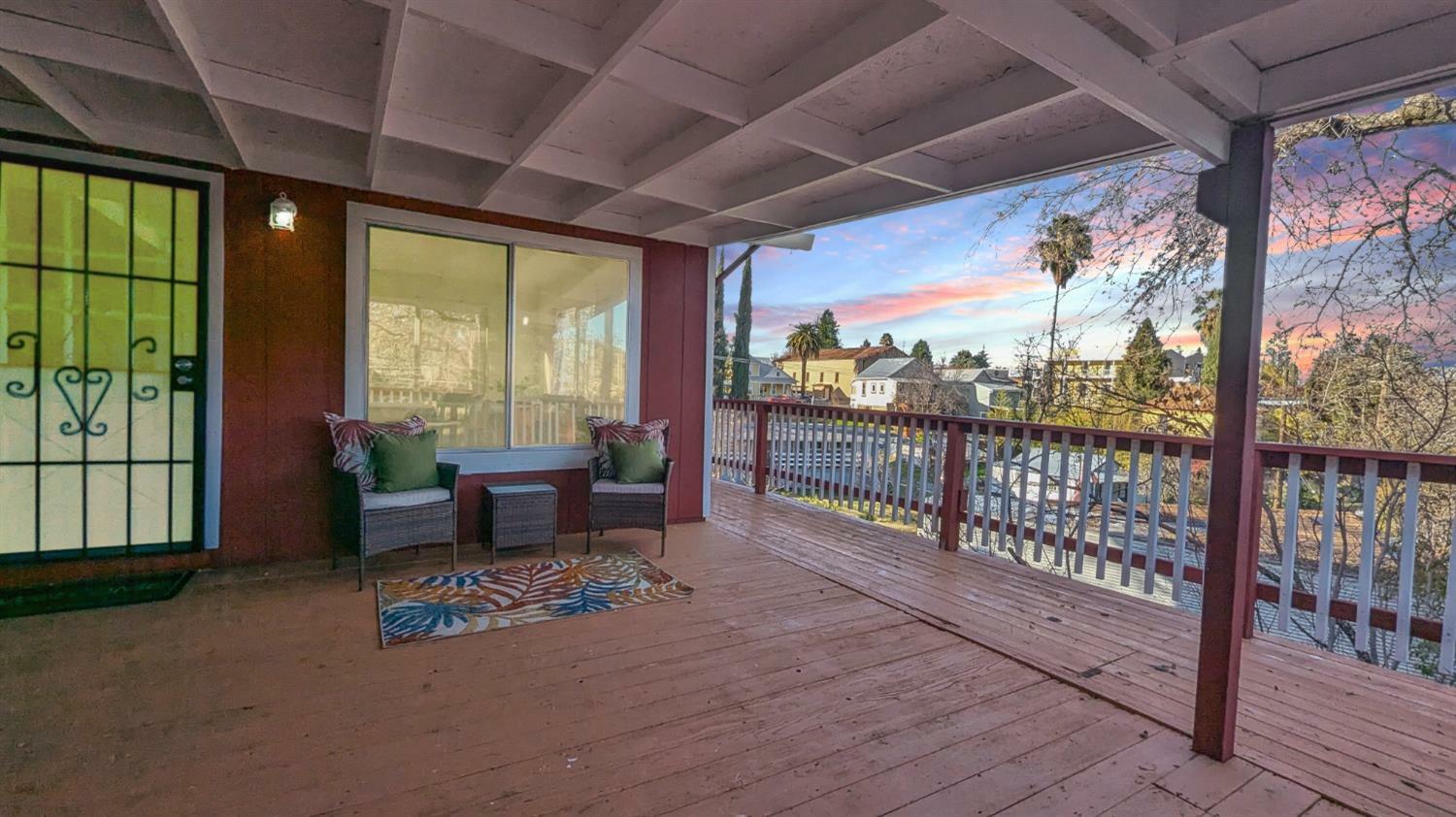 Property Photo: 8267 Old School Way CA 95245