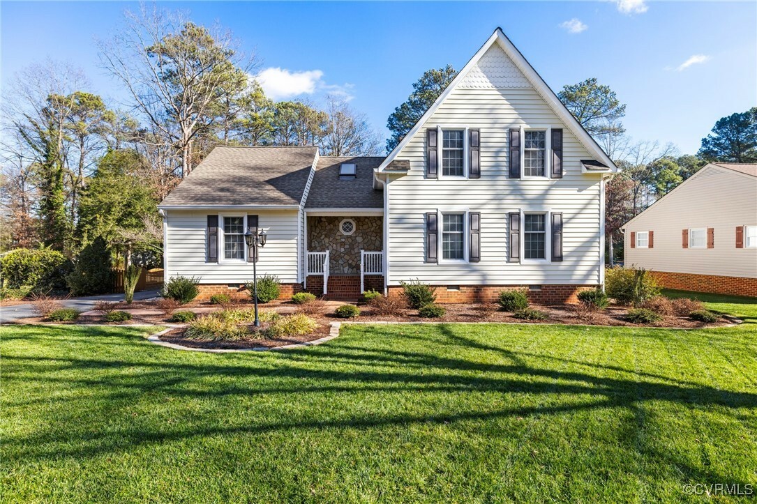 Property Photo: 10103 Heritage Lane VA 23060