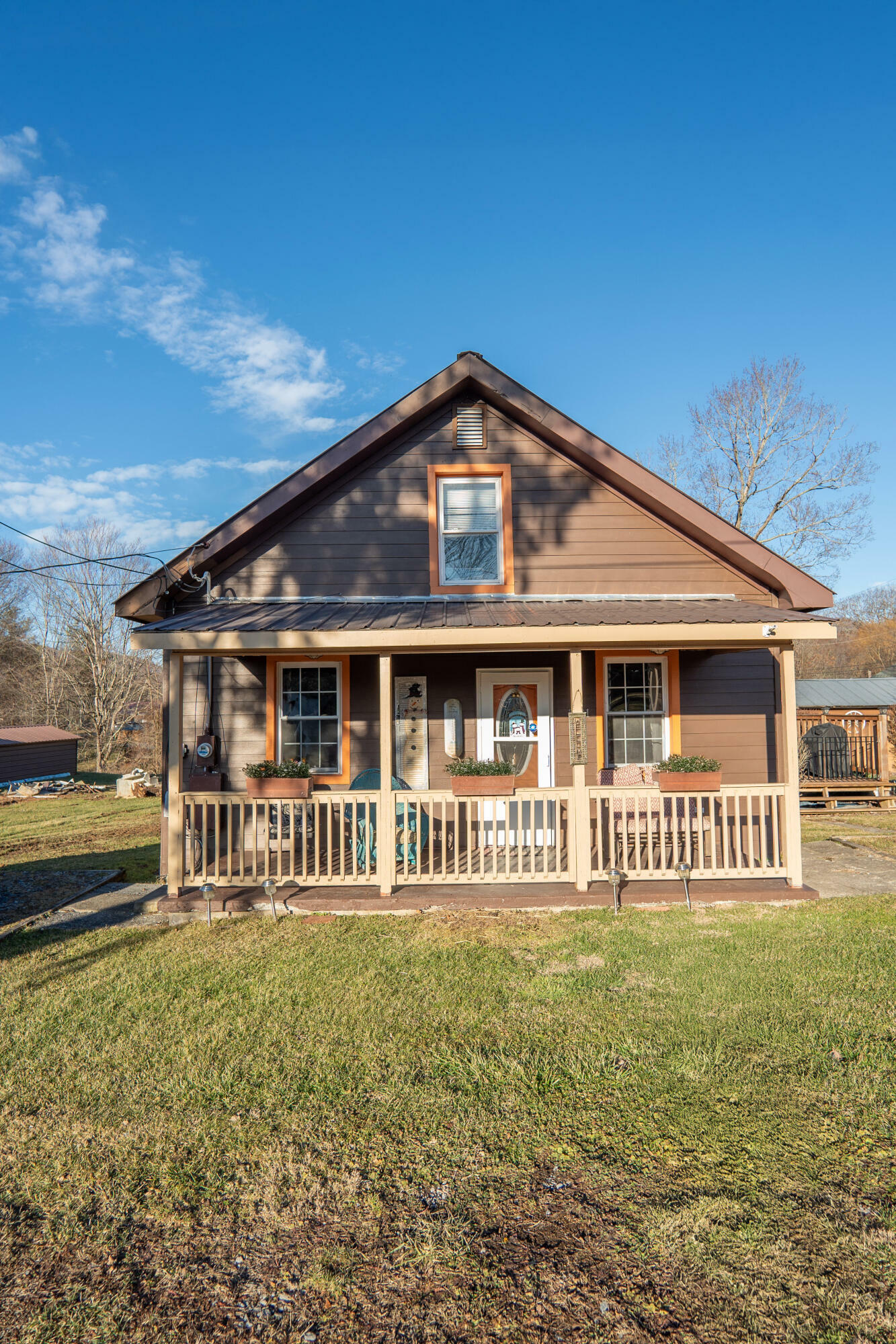 Property Photo:  118 Maple St  WV 25984 