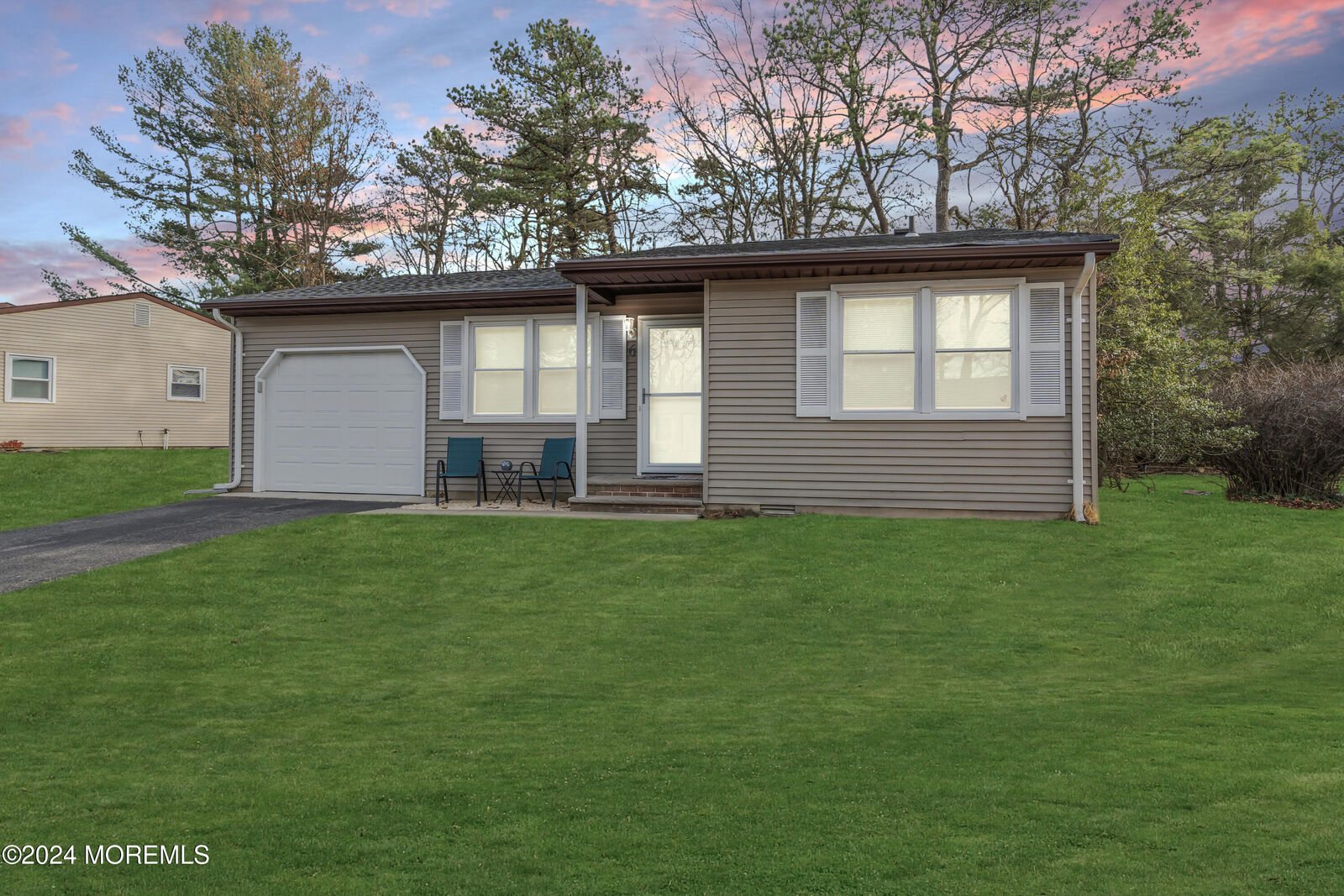 Property Photo:  6 Longwood Drive 72  NJ 08759 