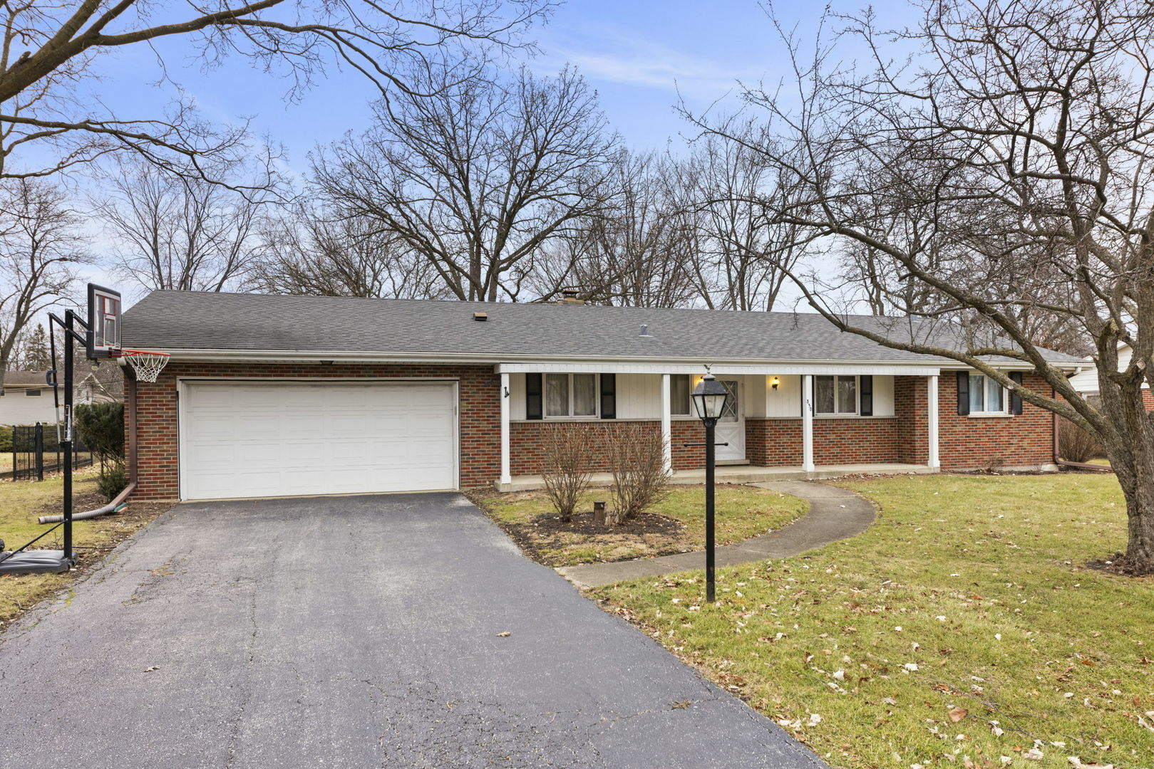 Property Photo:  830 Victor Road  IL 60505 