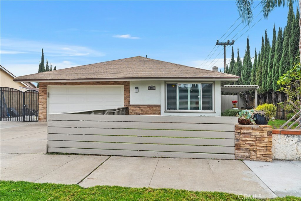 Property Photo:  838 W Dunton Avenue  CA 92865 