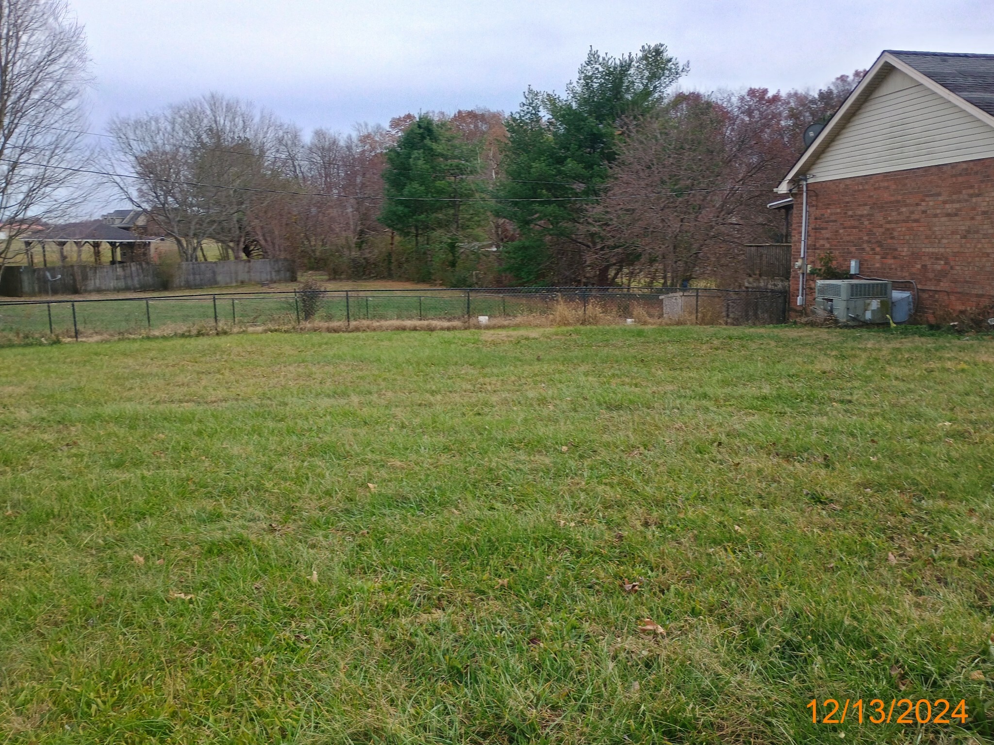 Property Photo:  2865 Groves Ln  TN 37148 