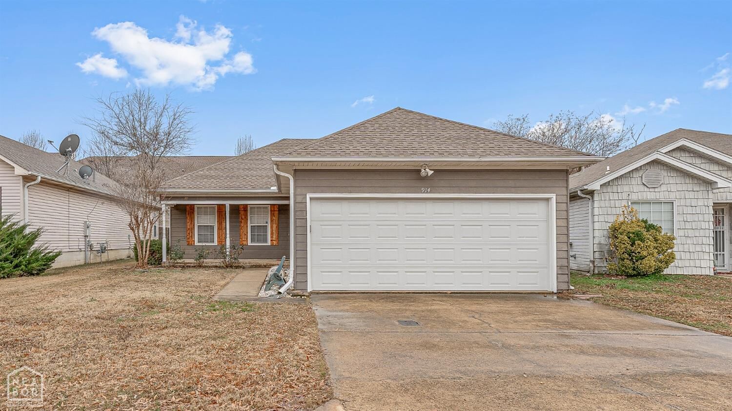 Property Photo: 914 Craighills Place AR 72404