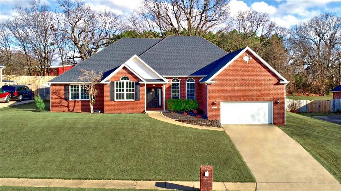 Property Photo:  3947 Savannah Lane  AR 72762 