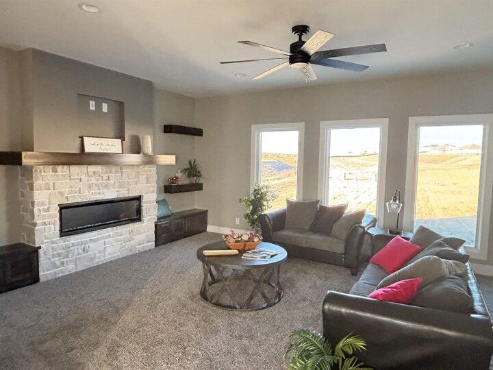 Property Photo:  21814 Parkview Drive  NE 68028 