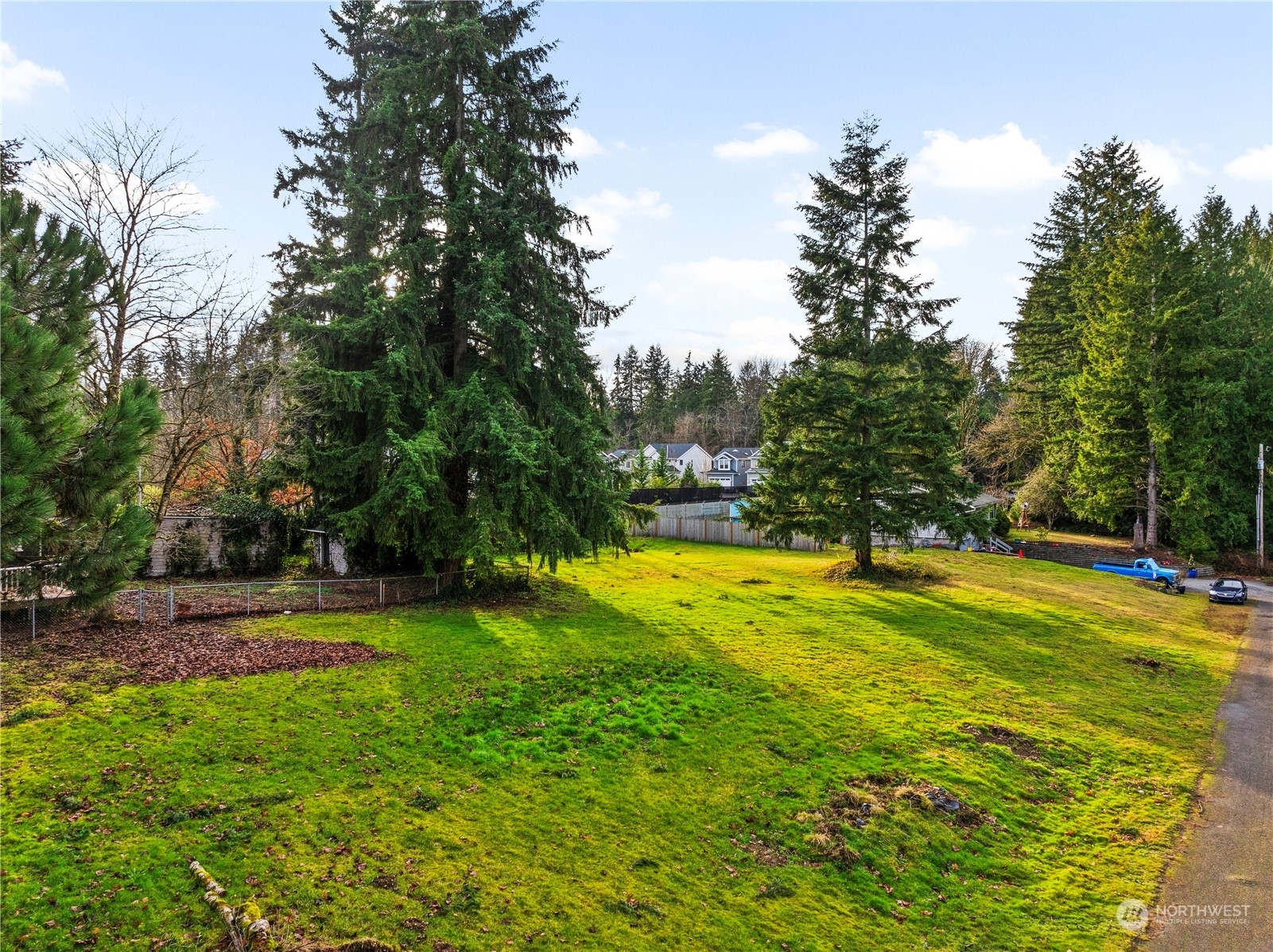 Property Photo:  21116  Locust Way  WA 98036 