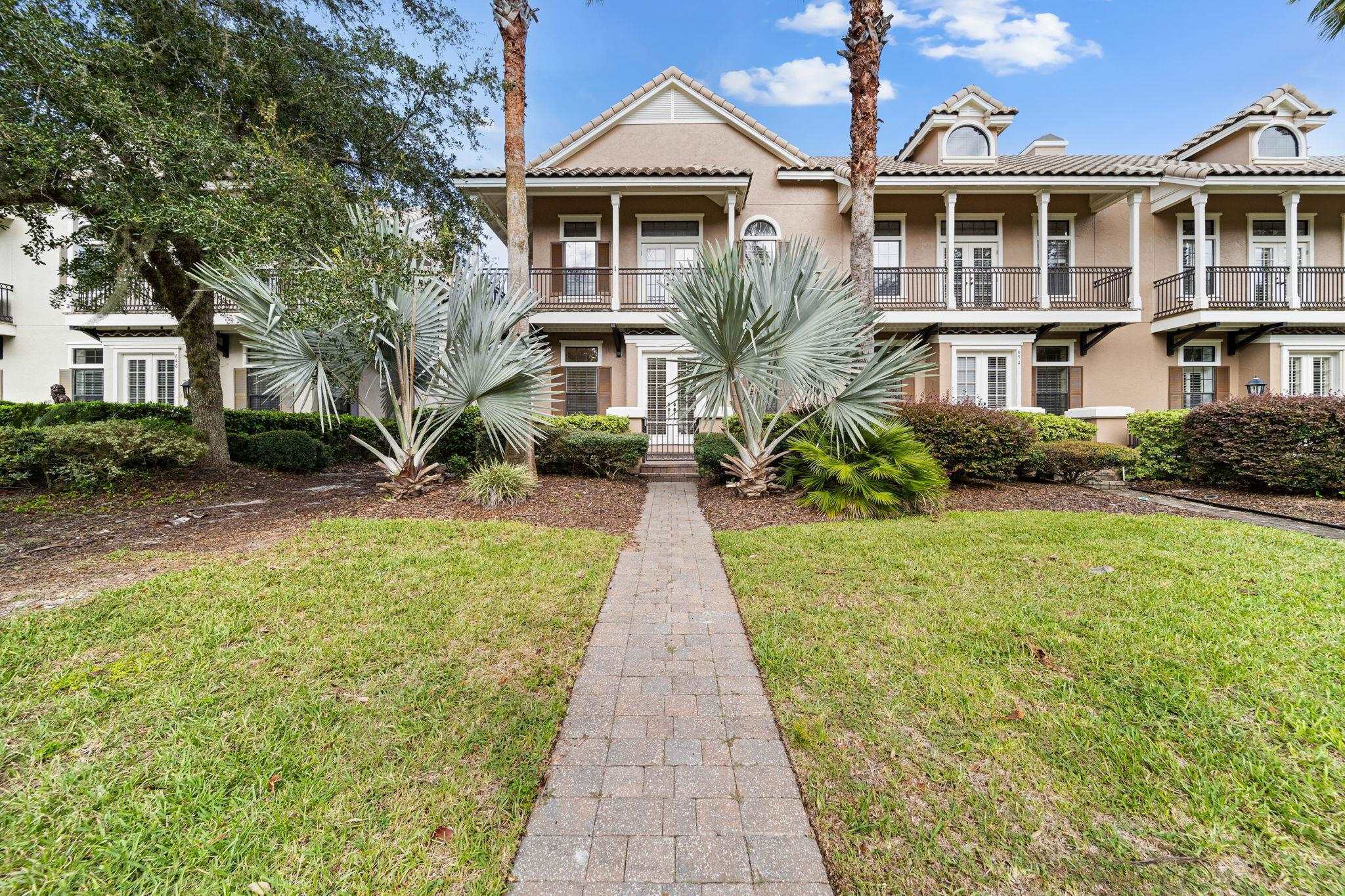 Property Photo:  650 S Loop  FL 32095 