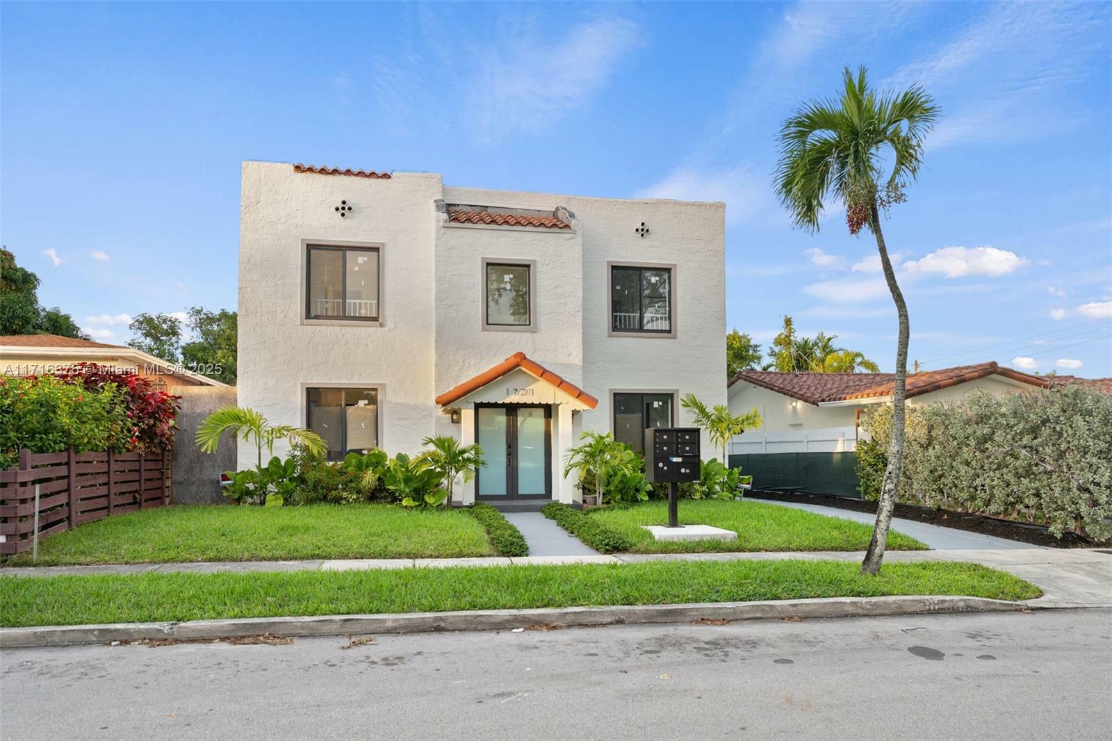 Property Photo:  1721 SW 13th St 4  FL 33145 