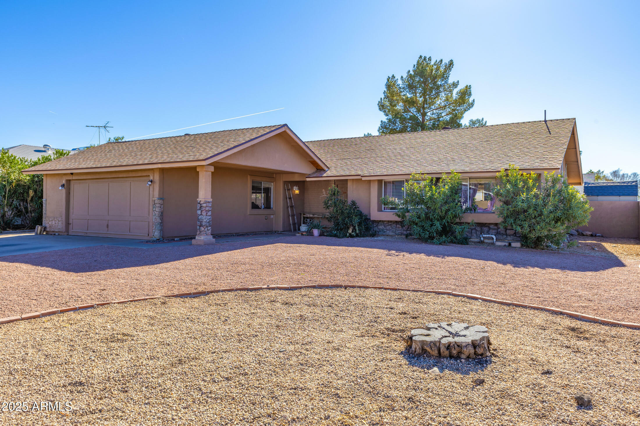 Property Photo: 3953 W Evans Drive AZ 85053