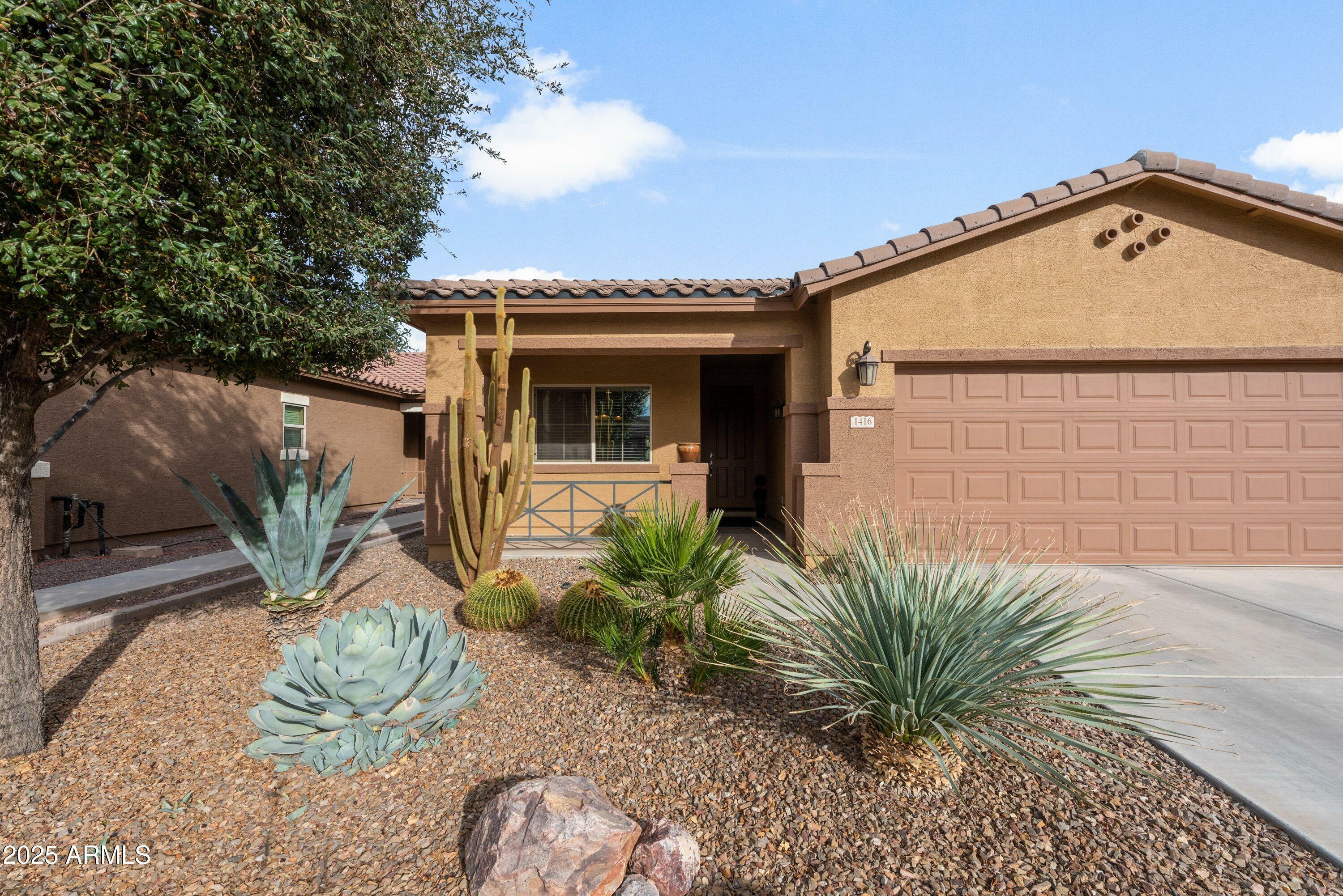 Property Photo:  1416 W Birch Road  AZ 85140 