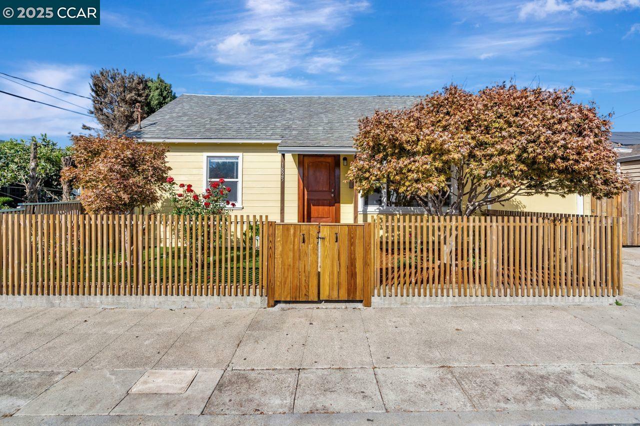 Property Photo:  1825 Gaynor Ave  CA 94801 