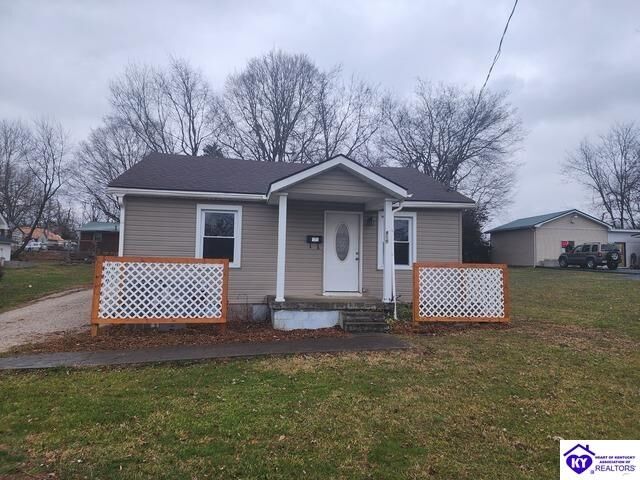 Property Photo:  809 Hawkins Drive  KY 42701 
