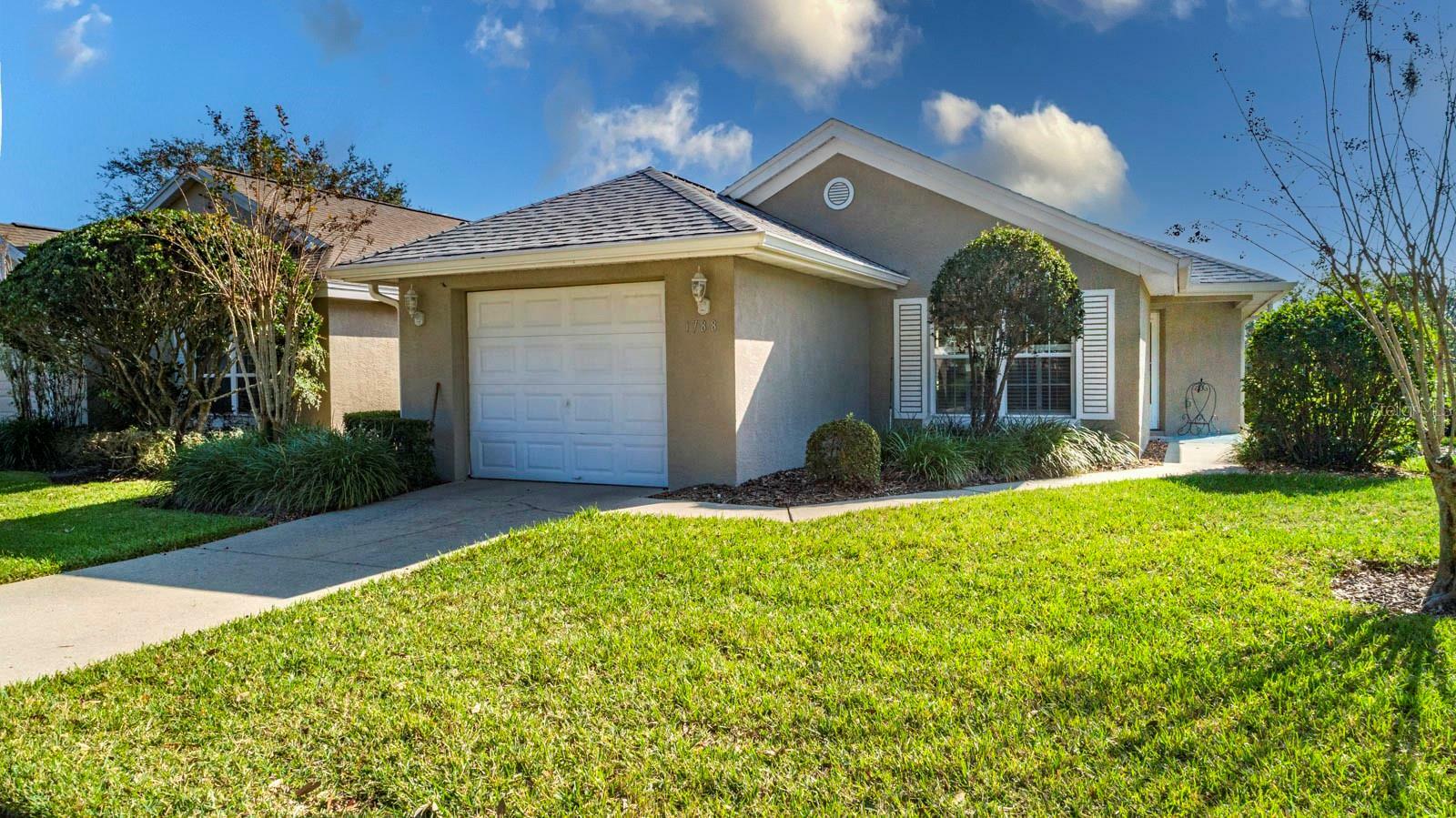 1788 Hunters Greene Court  Mount Dora FL 32757 photo