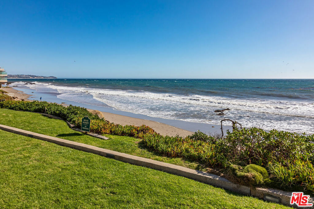 Property Photo:  31721 Sea Level Drive  CA 90265 