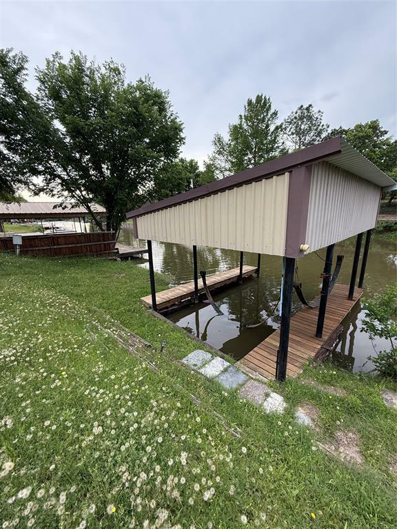 Property Photo: 7425 Hickey Road TX 76020