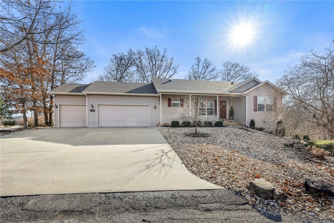 Property Photo:  1 Portland Circle  AR 72714 