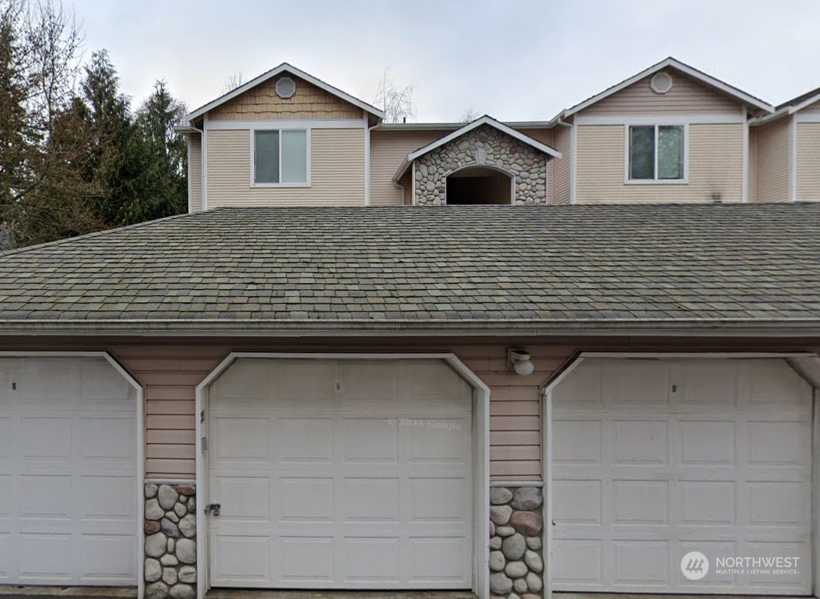 Property Photo:  11706  Admiralty Way D  WA 98204 