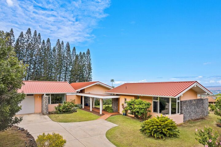 81 Maika St  Wailuku HI 96793 photo