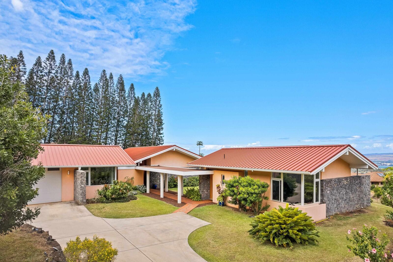 Property Photo:  81 Maika St  HI 96793 