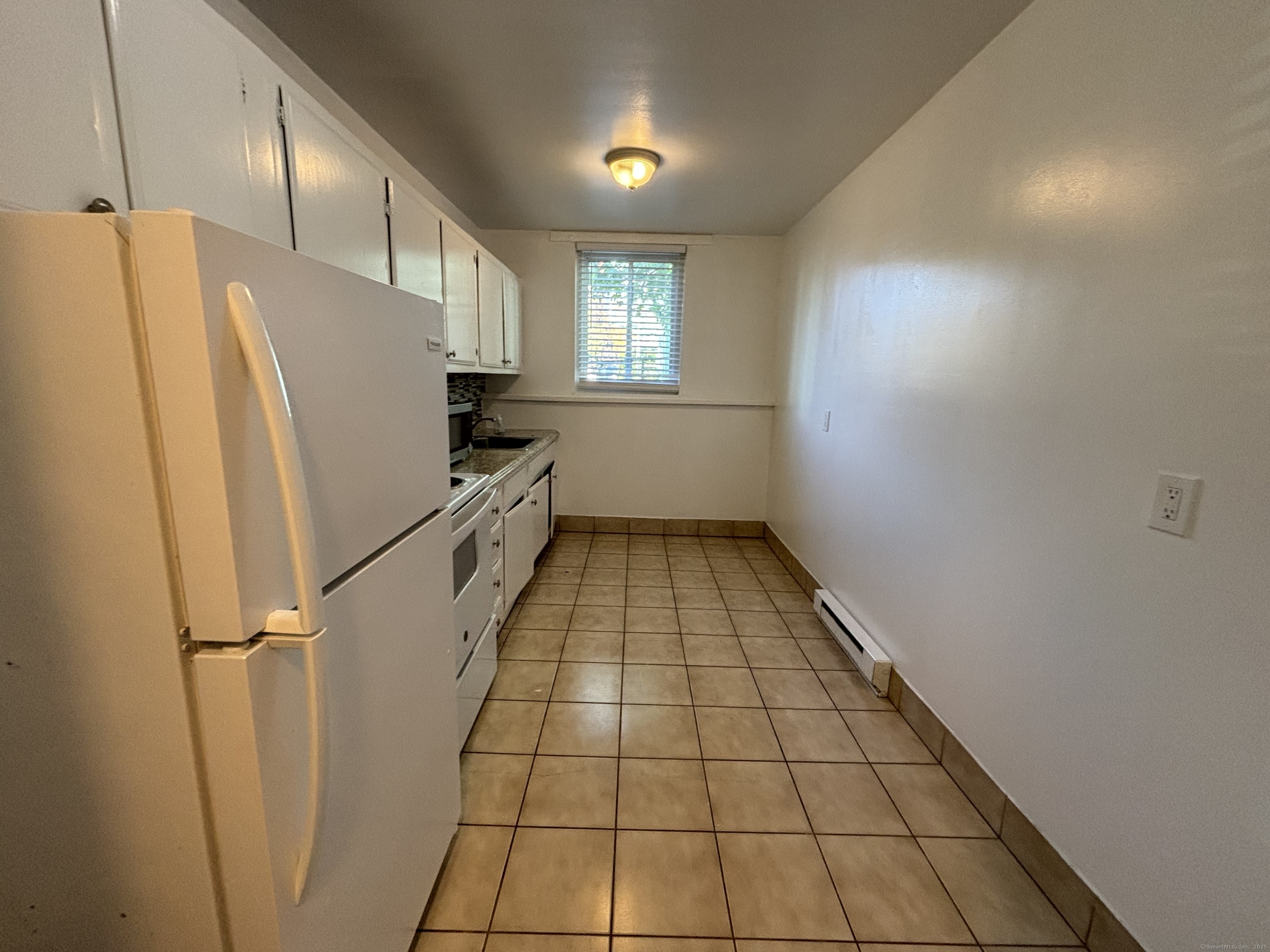 Property Photo:  17 Ferris Avenue 16  CT 06854 