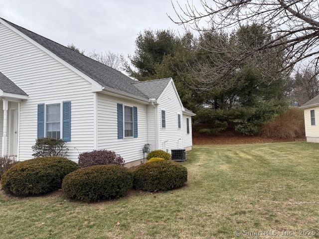 Property Photo:  36 Quail Hollow Close  CT 06066 