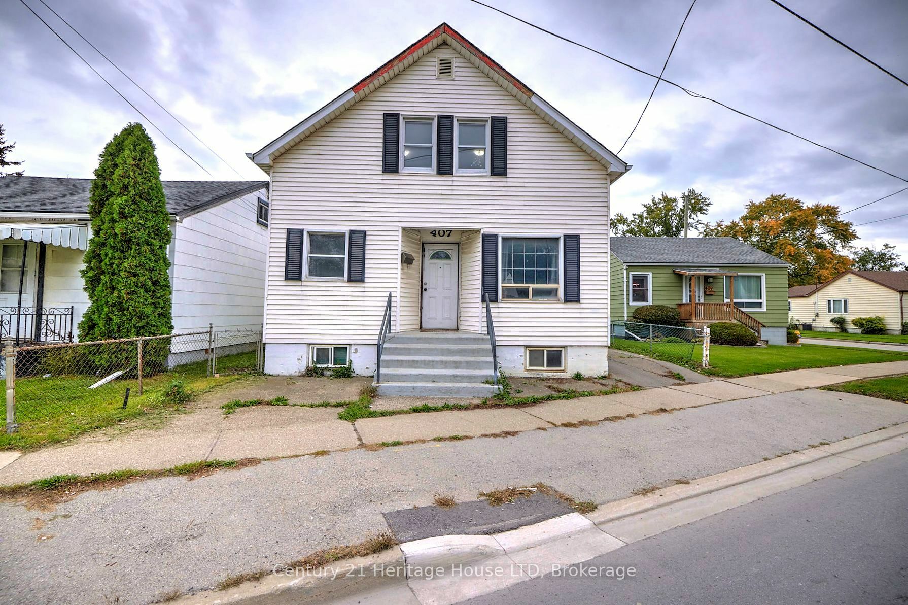 Property Photo:  407 Welland Ave  ON L2M 5T9 